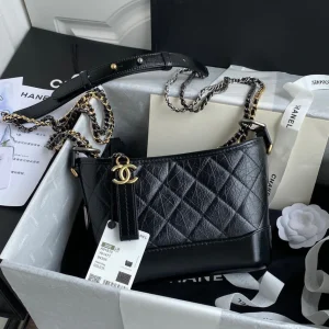Chanel 25 Gabrielle Black 20cm Calfskin 289505