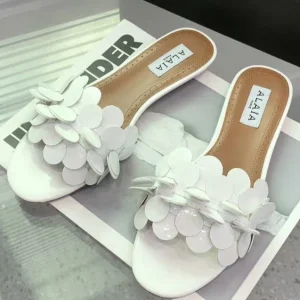 Alaia 25 Flower Slippers White Sheepskin 293161