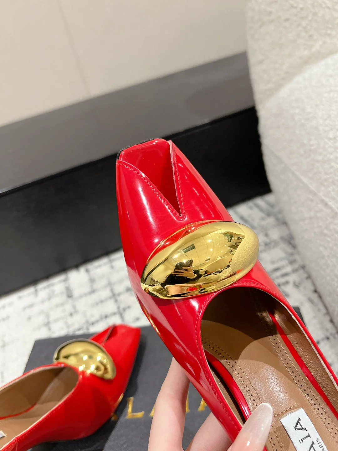 Alaia 25 Azzedine High Heels Mules With Gold Hardware Red Calfskin 293187 - Image 4