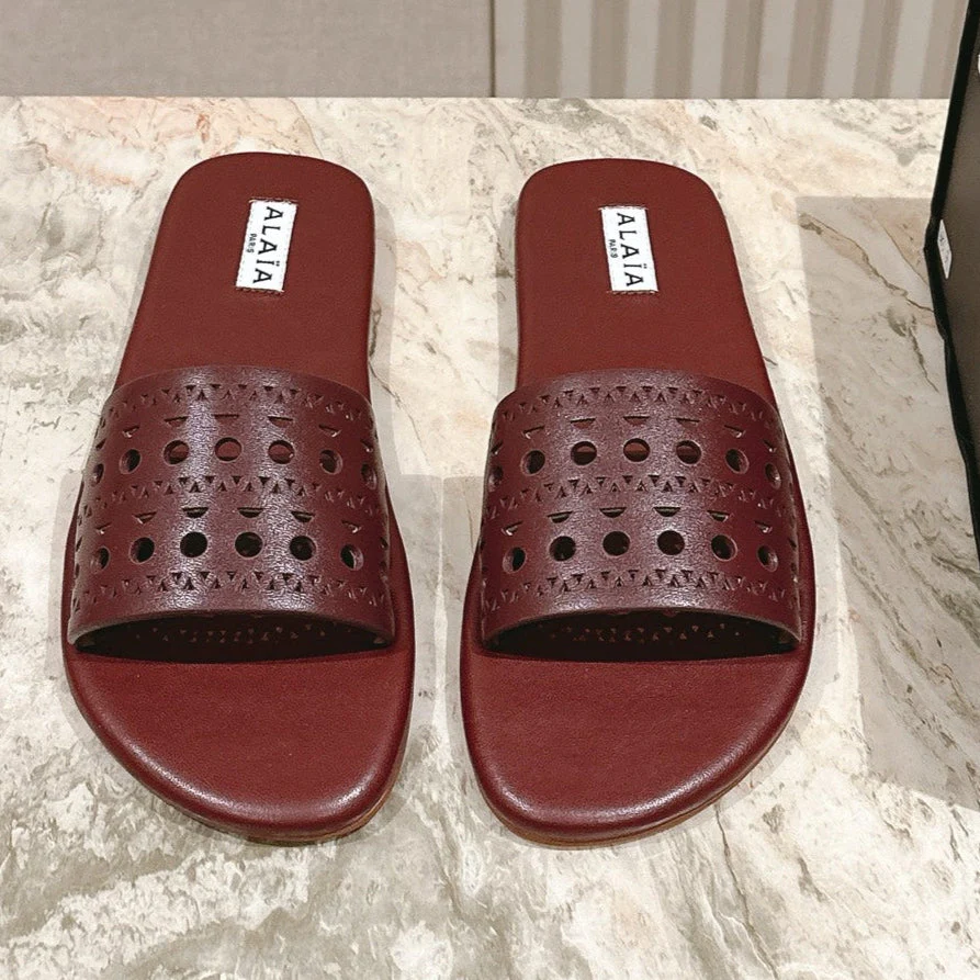 Alaia 2025 Hollow Slippers Red Leather 293654