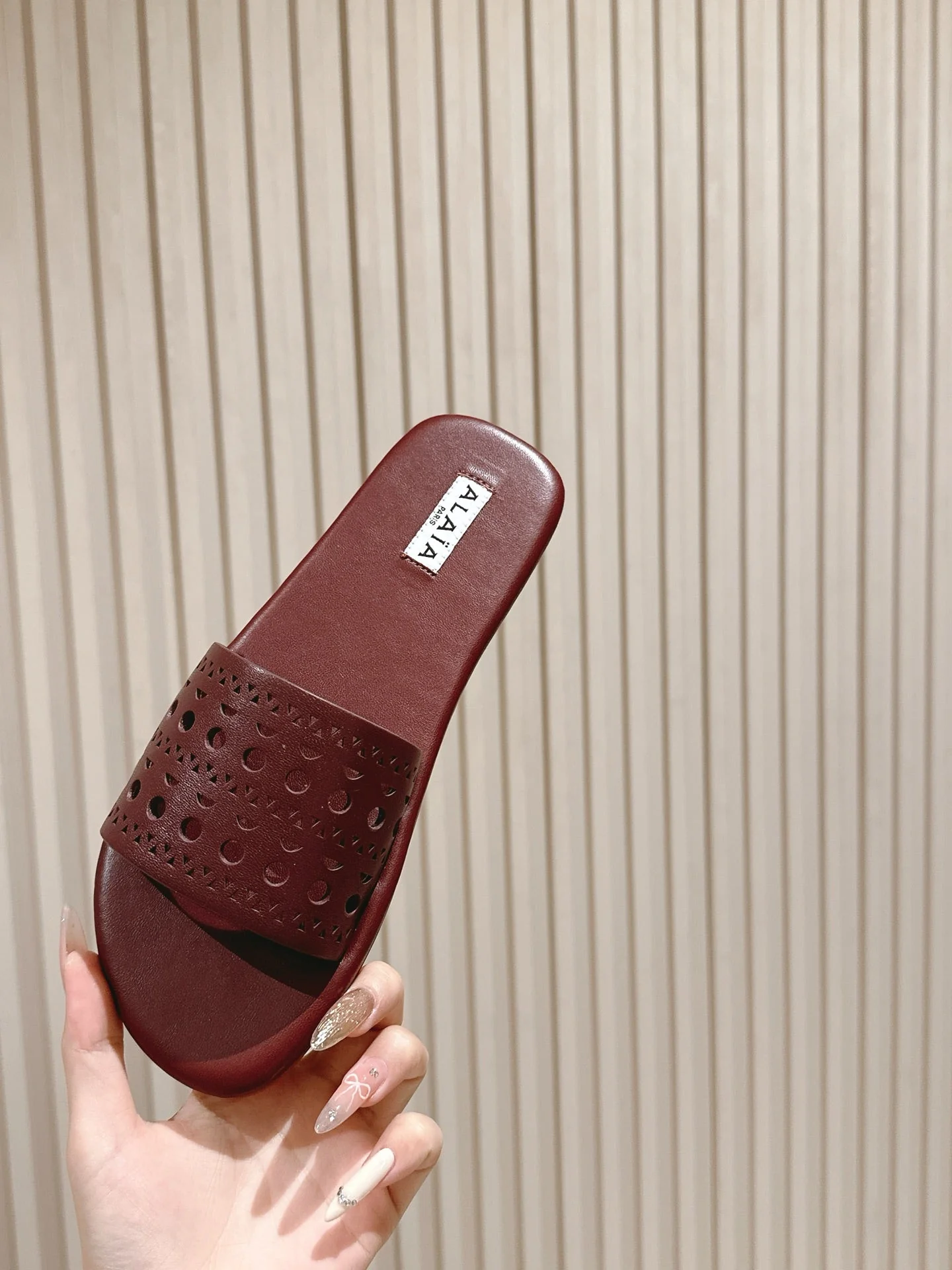 Alaia 2025 Hollow Slippers Red Leather 293654 - Image 5