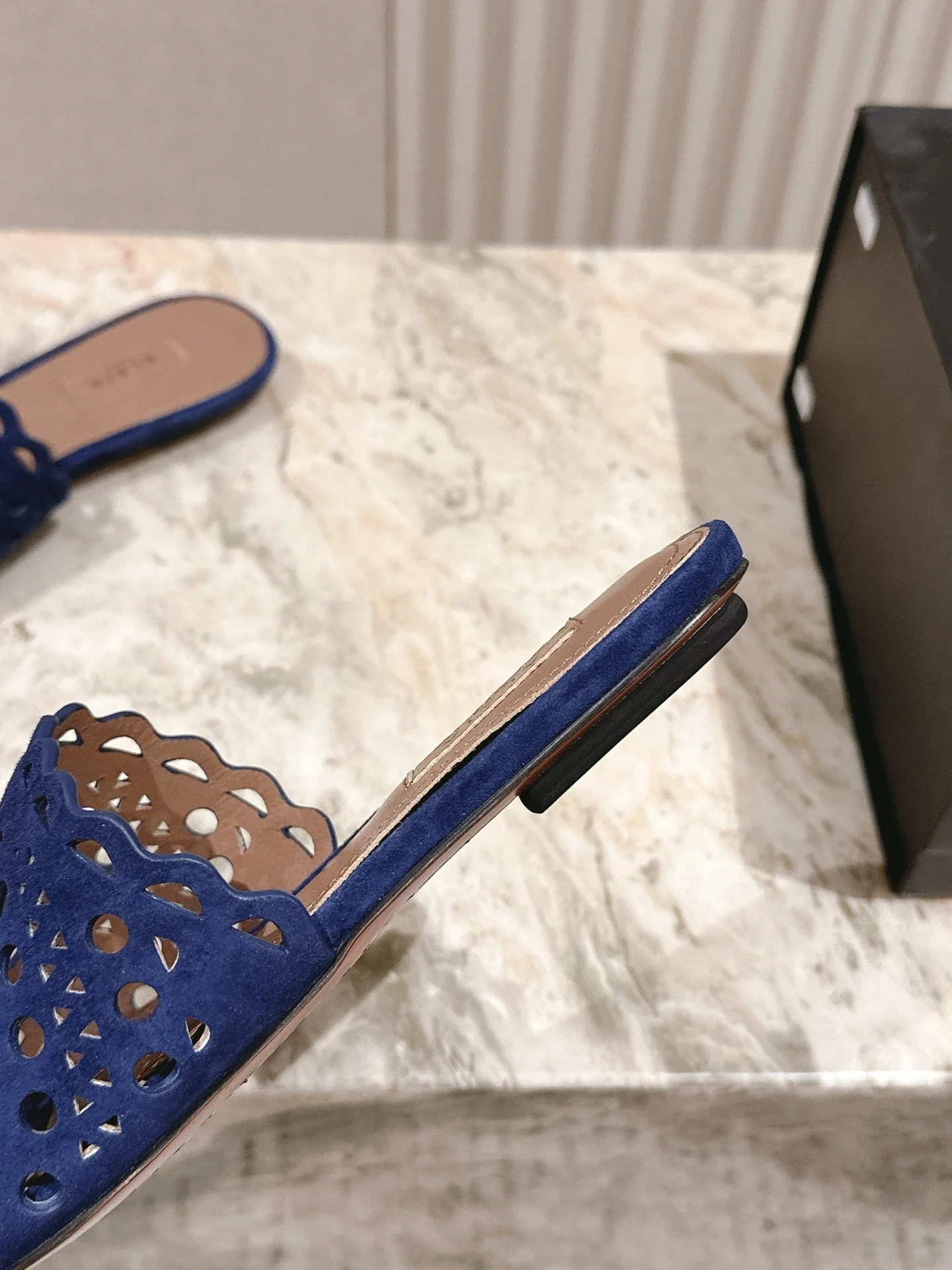 Alaia 2025 Vienne Slippers Blue Lambskin 293661 - Image 8