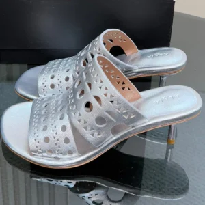 Alaia Vienne Cutout Kitten-Heel Slide Sandals Silver Sheepskin 299664
