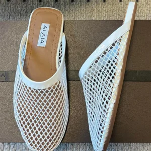 Alaia 25 Fishnet Flat Mules White  Lampskin 303681