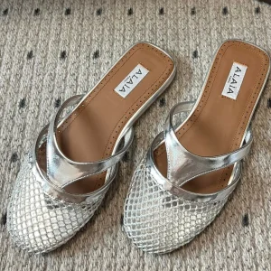Alaia 25 Infradito Fishnet Flat Mules Silver Lampskin 303712
