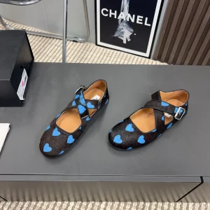 Alaila Criss Cross Ballet Flats In Black Lambskin 996063