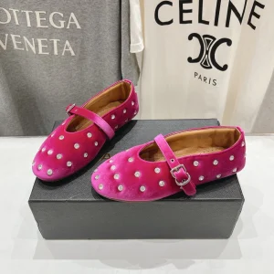 Alaila Ballet Flats In Deep Pink Velvet With Rhinestones 972002
