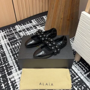 Alaila Sphere Ballet Flats In Black Glossy Calfskin 964200