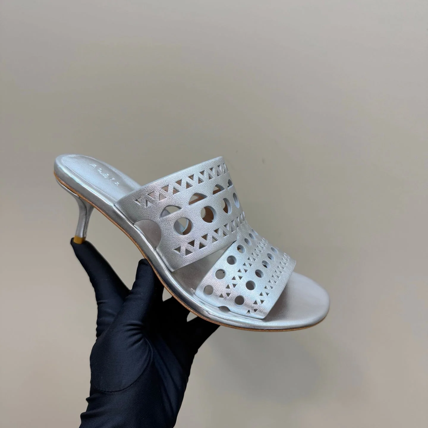 Alaia Vienne Cutout Kitten-Heel Slide Sandals Silver Sheepskin 299664 - Image 3