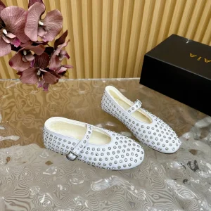 Alaia Strass Ballet Flats In White Calfskin With Fleece Lining 926039